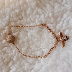 Gold chain bracelet set